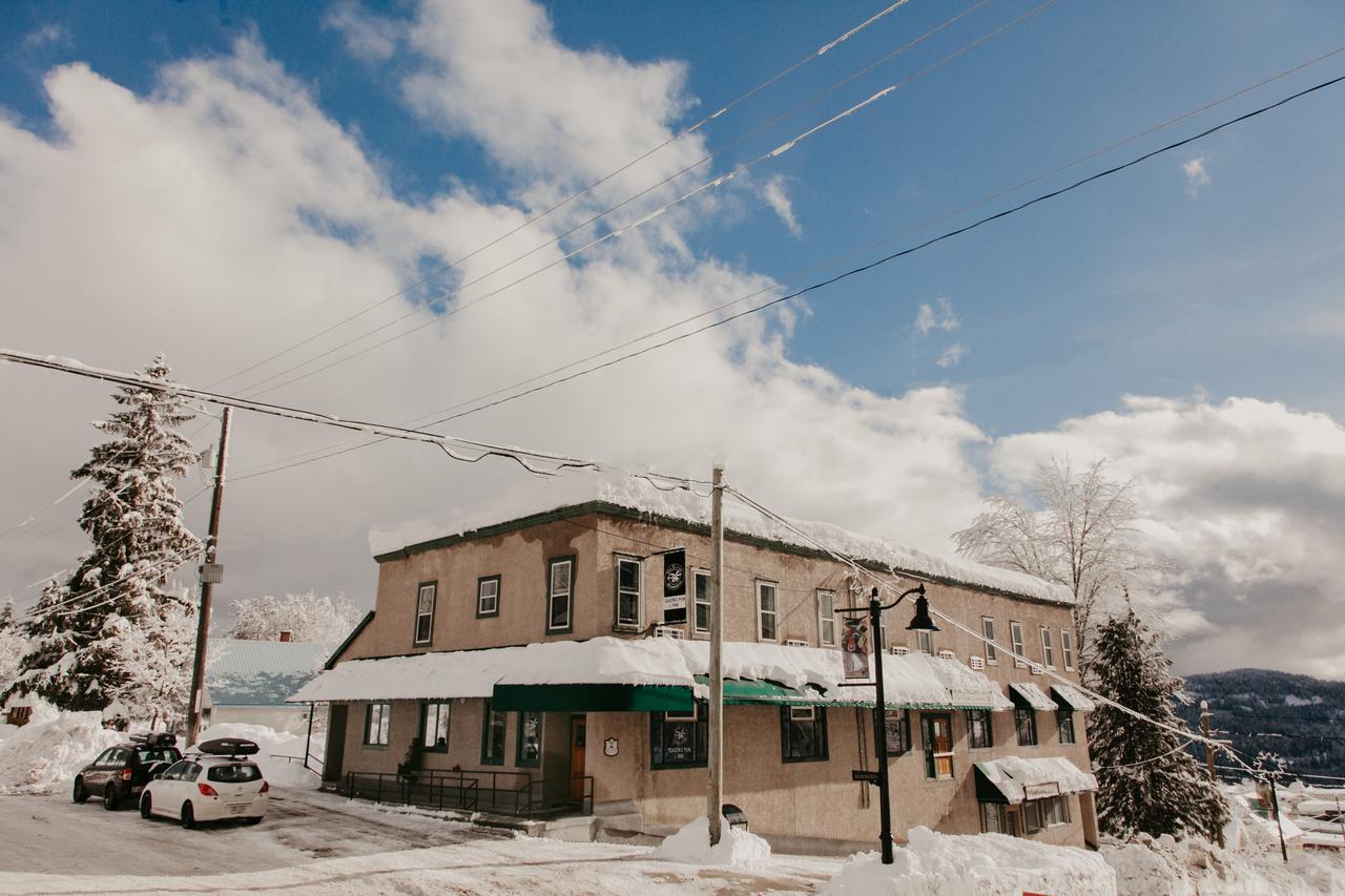 The Flying Steamshovel Inn Rossland Esterno foto